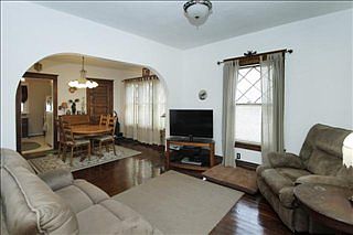 4th image of 139 Bryant St
