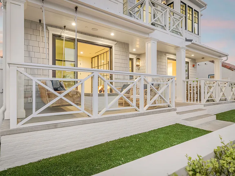 153 Granada Ave — Photo 42