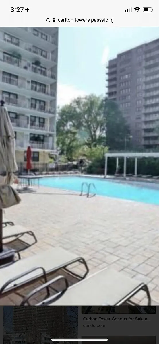 Building Photo - 285 Aycrigg Ave #15I