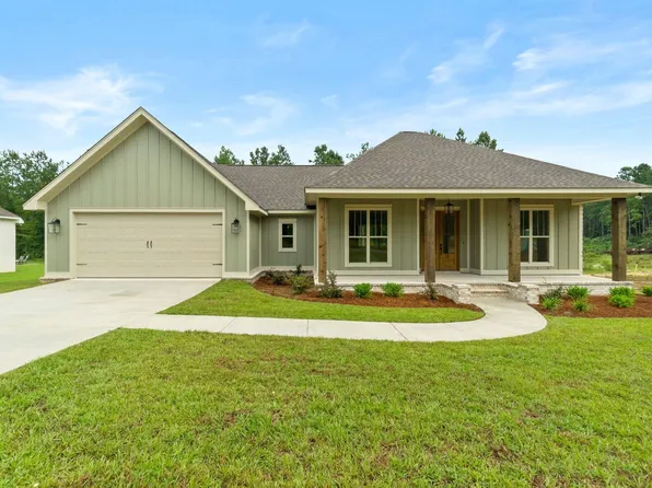 41 Redmont Dr, Sumrall, MS 39482