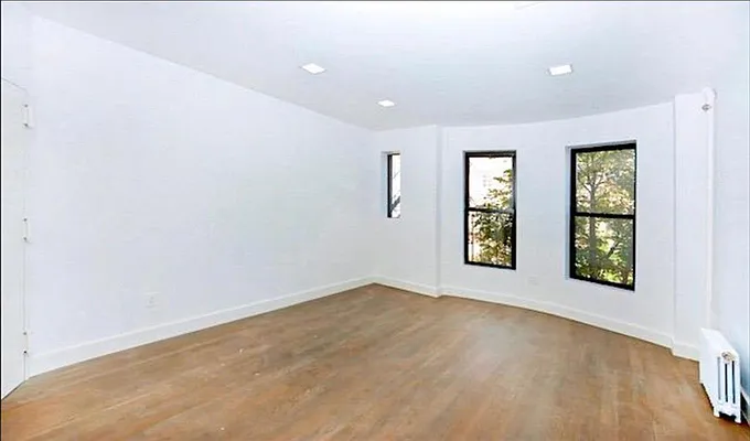 Rented by Parkway CRG Ltd. | media 11