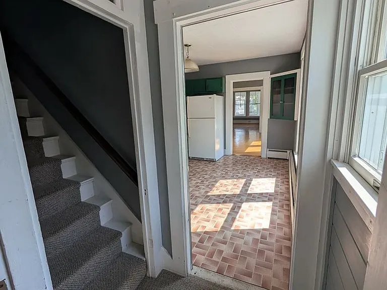 59 Oak St — Photo 18
