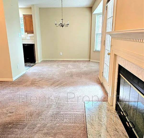 109 Gremar Dr — Photo 6