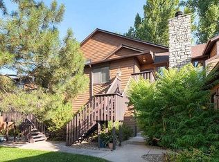 6211 Willow Ln, Boulder, CO 80301
