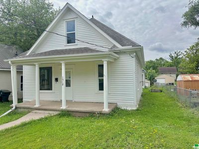 1512 1/2 W 2nd St, Sioux City, IA, 51103