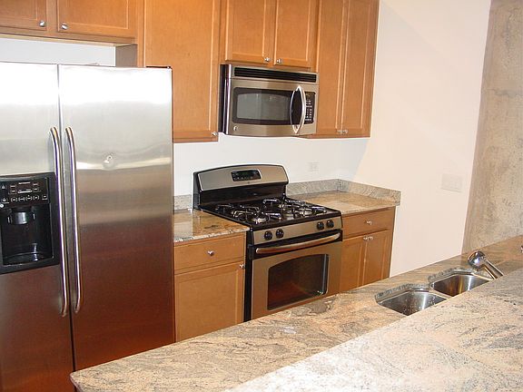 3rd image of 1150 W 15th St Unit 309