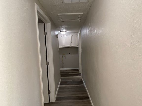 4th image of 110 Cooper Ave #112