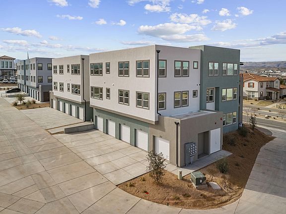 2nd image of 5599 Carnelian Pkwy #207