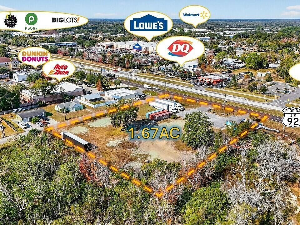 2nd image of 576 E International Speedway Blvd