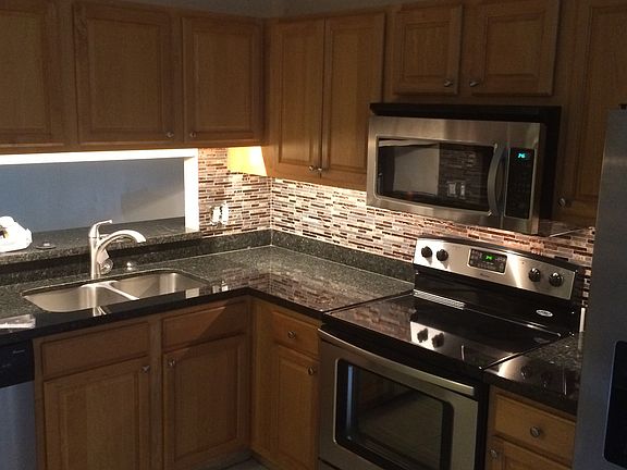 2nd image of 260 Palmetto Ct
