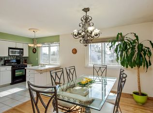 1 Lehigh Ln, Middlesex, NJ 08846