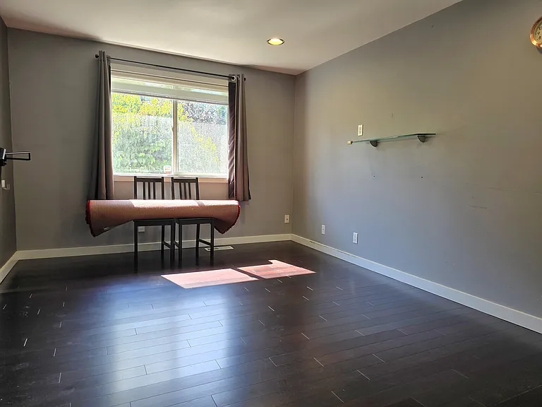 146 154th Pl NE — Photo 14