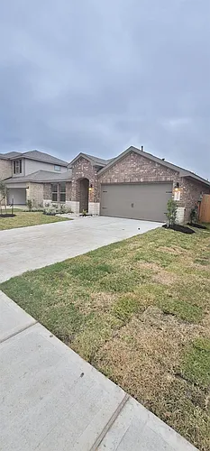 1514 Maple Ridge Dr Photo 1