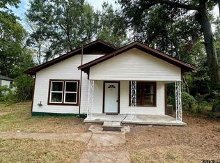 1102 Myrtle St, Kilgore, TX 75662