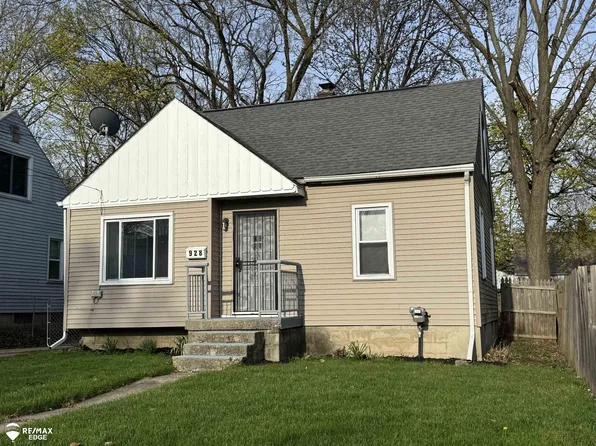 928 Johnson Ave, Flint, MI 48532