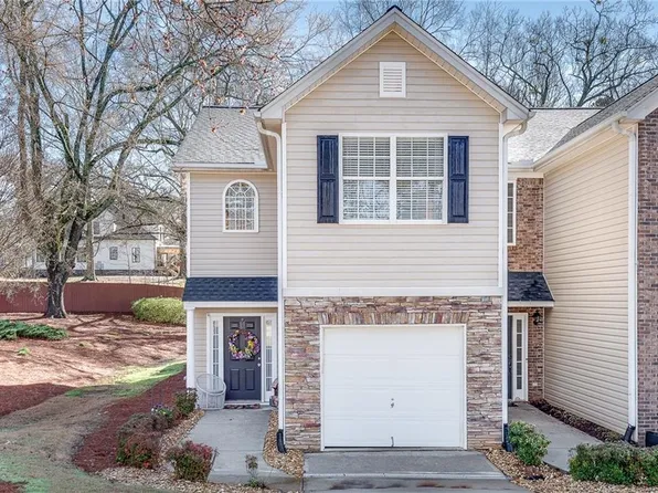 101 Creekwood Dr, Woodstock, GA 30188