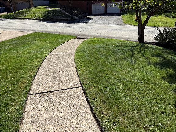 4th image of 441 Springdale Dr