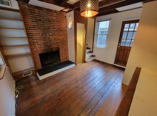 525 S Leithgow St, Philadelphia, PA 19147