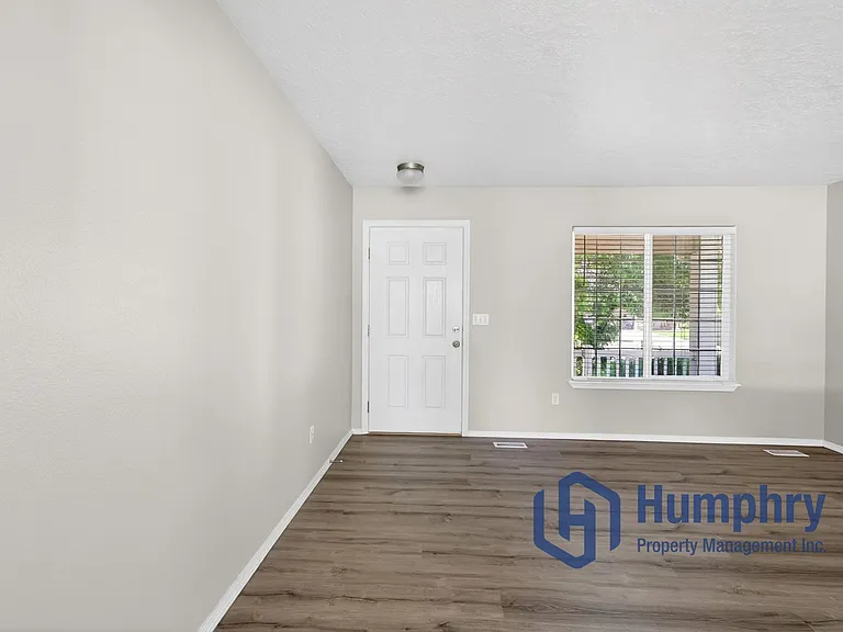 1359 E Palermo St — Photo 6