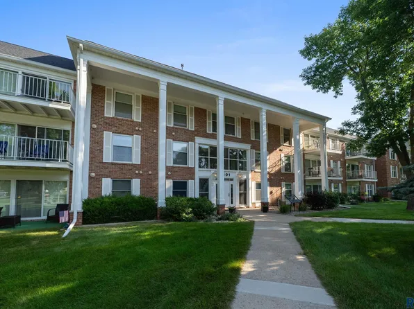 2501 S Kiwanis Ave APT 211, Sioux Falls, SD 57105