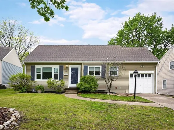 5322 Juniper Dr, Mission, KS 66205