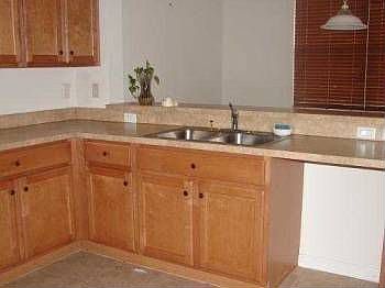 4th image of 1065 Grove Park Cir
