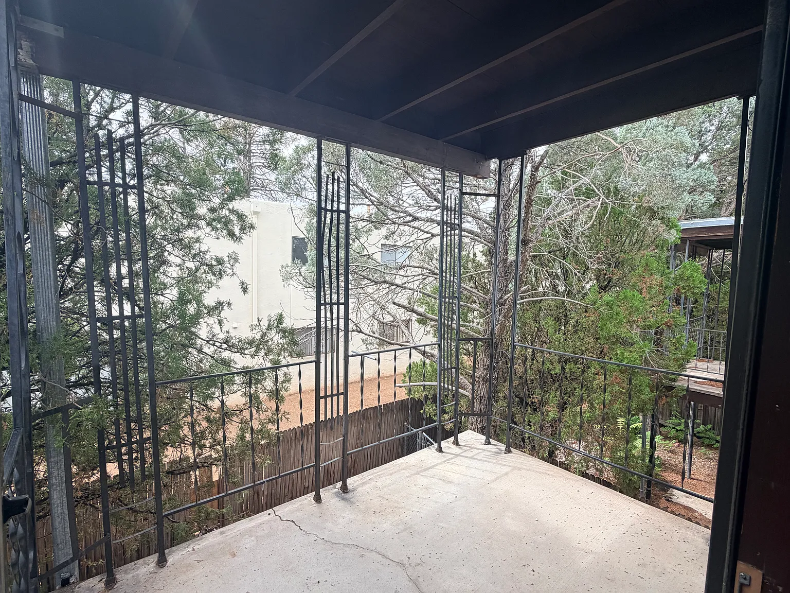 1 bed, 750 sqft, $1,100 — Photo 2