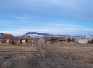 814 37th St, Cody, WY 82414