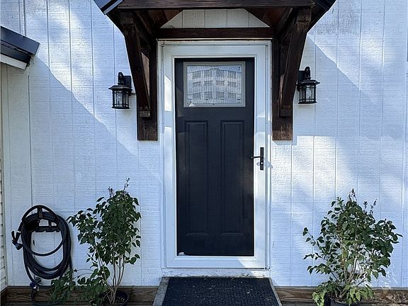 4th image of 9378-F E County Line Rd #3F