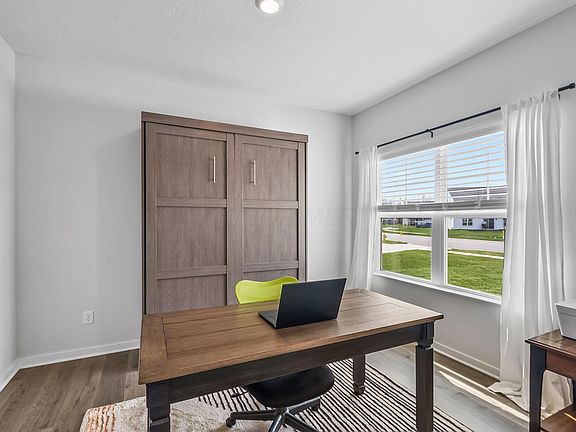 3rd image of 888 Sunny Vale Dr