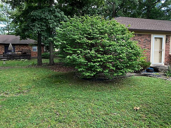 2nd image of 4414 Redfern Dr #4414