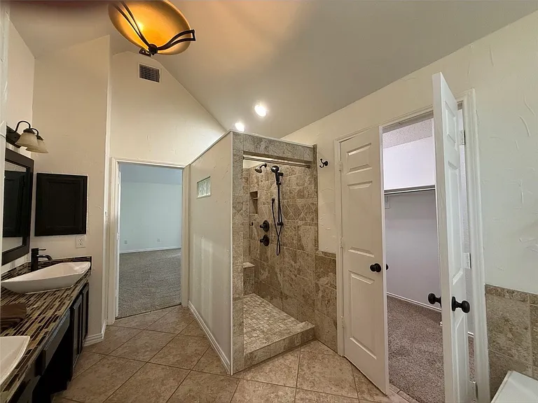 10700 Jackson Ln — Photo 7