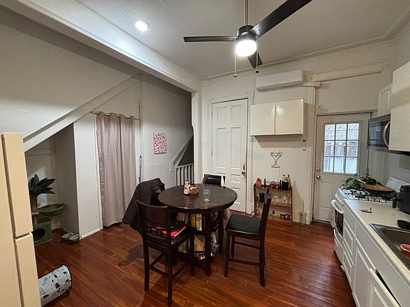 4th image of 434 N 32nd St Floor 1