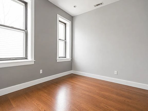 4th image of 269 Kosciuszko St #2D