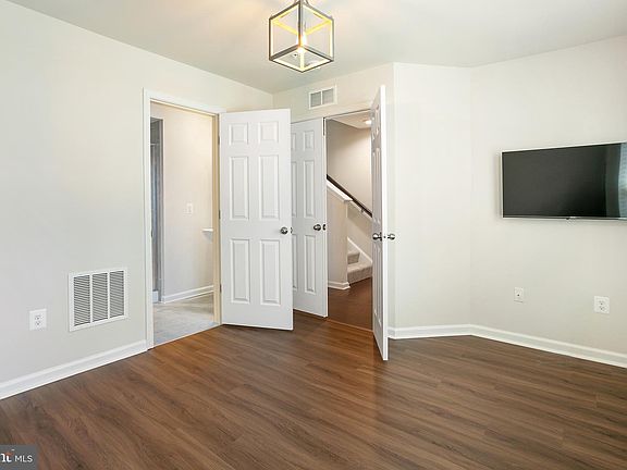5th image of 12915 Brickyard Blvd