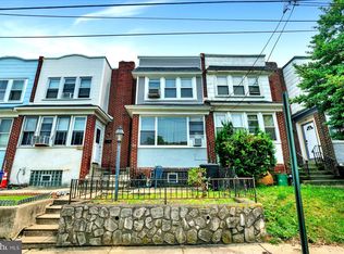 318 N 10th St, Darby, PA 19023