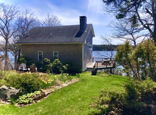 111 Cottage Rd, Cushing, ME 04563