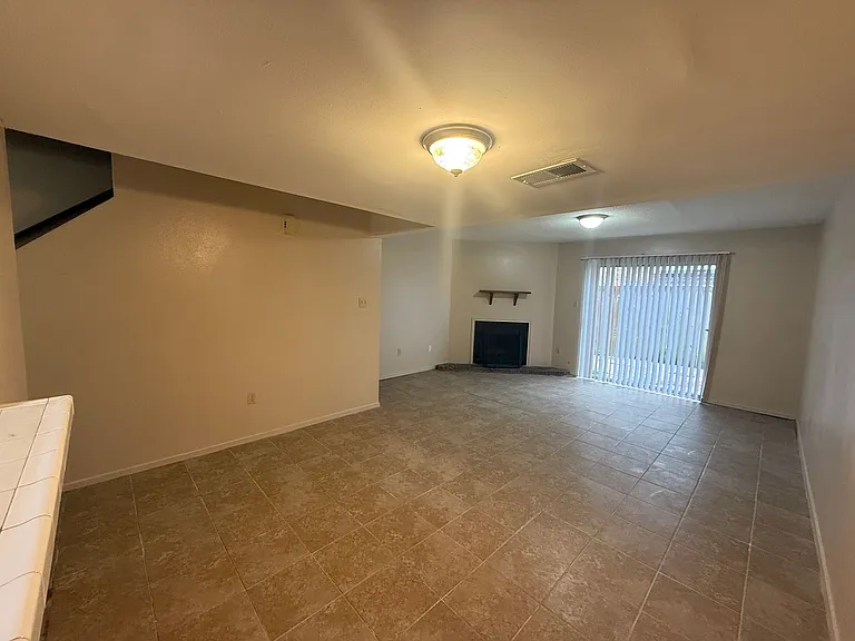 8911-8783 Gsri Ave — Photo 9