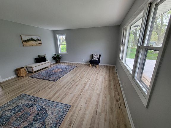 4th image of 3319 W 77th Ave