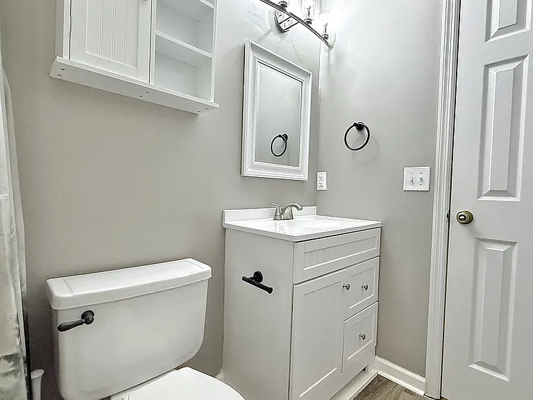 1233 Riyadh Rd — Photo 15