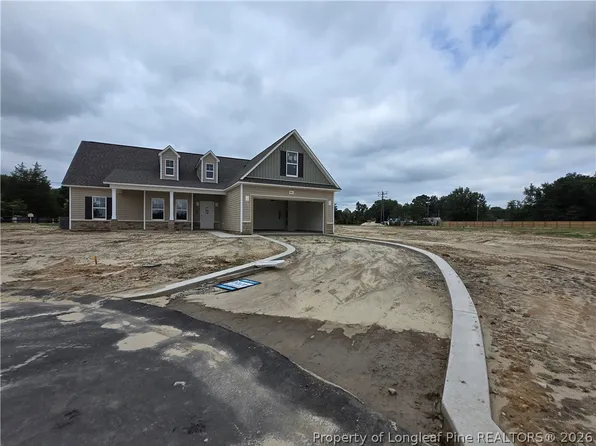 4301 Kirkhill Ct, Wade, NC 28395