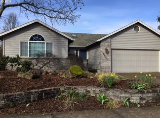 3029 N Center St, Newberg, OR 97132