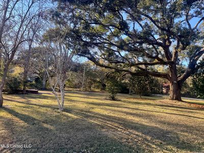 913 Roys Rd, Gautier, MS, 39553