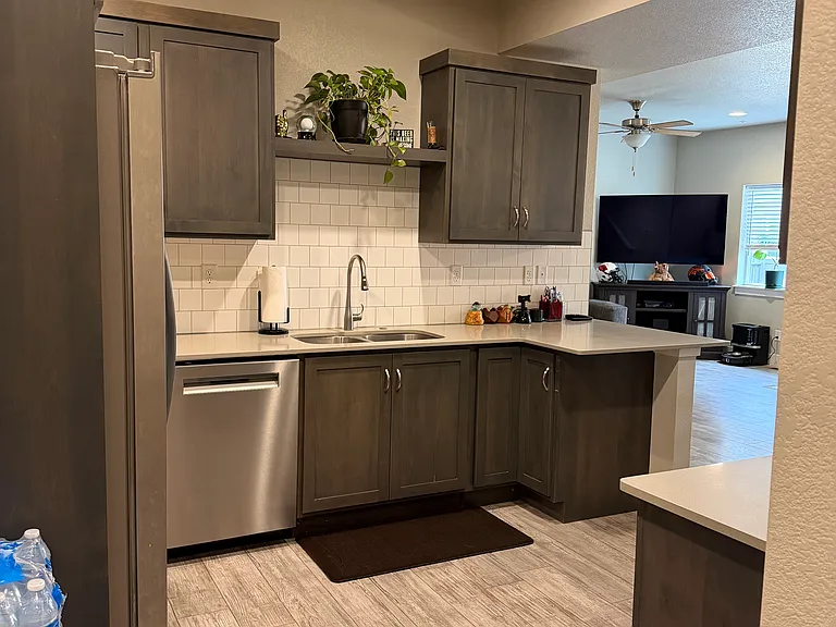 4155 Crittenton Ln #6 — Photo 4