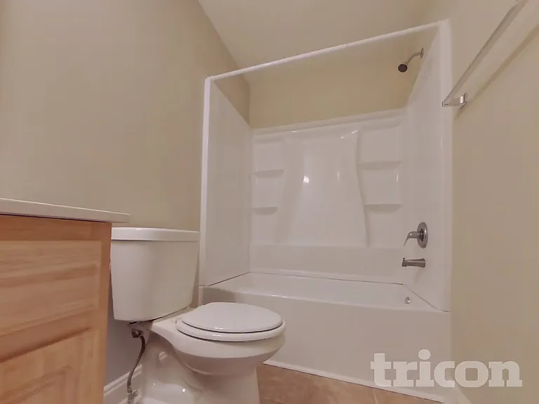 204 Cole Ct — Photo 13