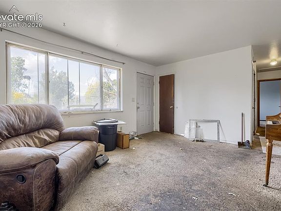 2nd image of 4040 Hollow Rd