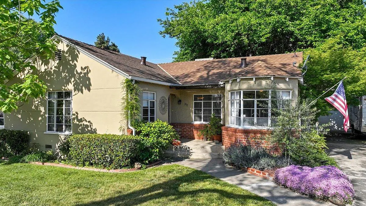 317 N Santa Ana Ave photo 1