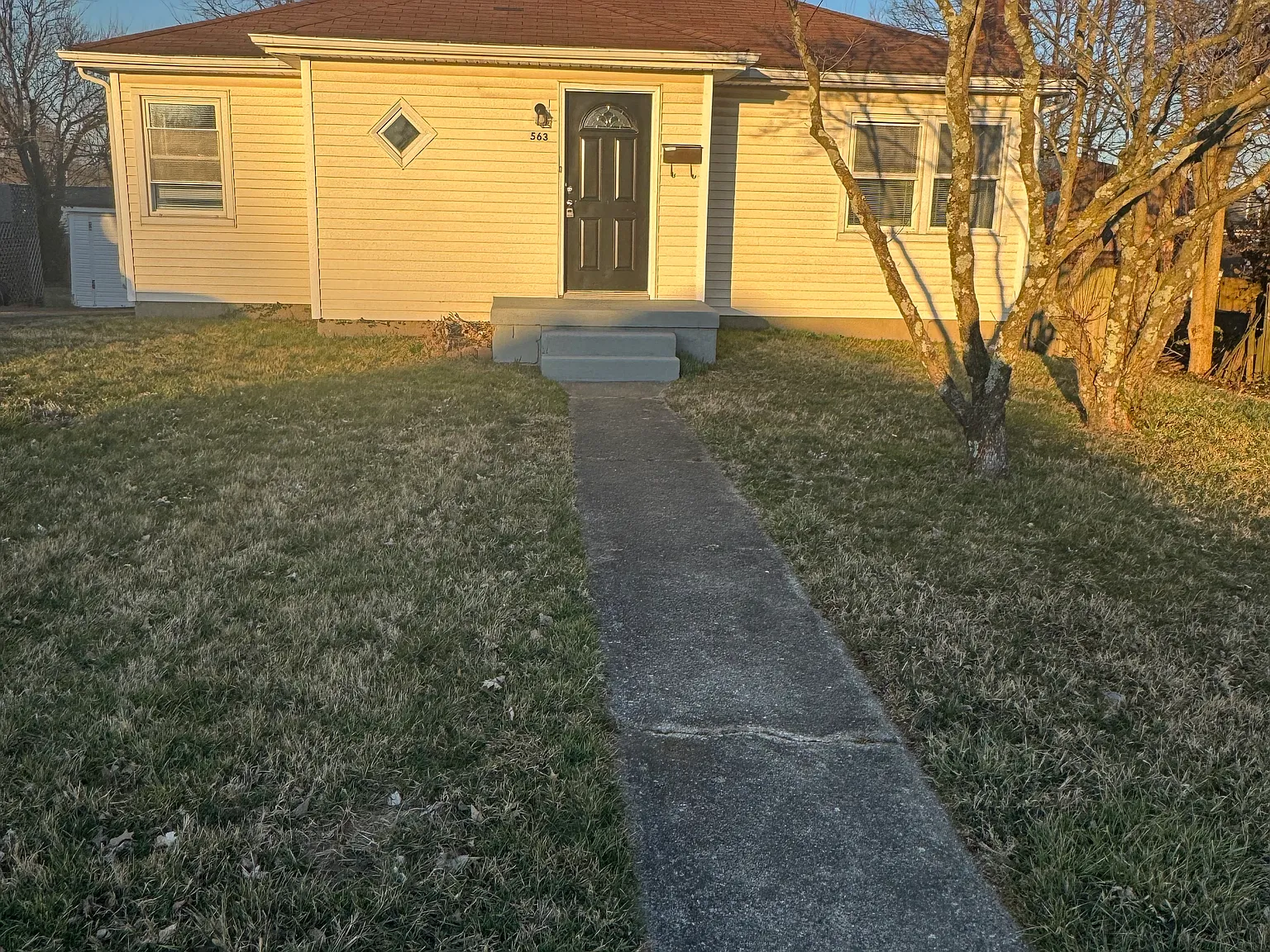 2 bed, 1000 sqft, $1,600 — Photo 2