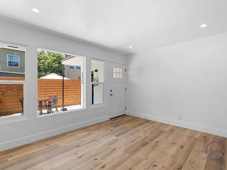 4820 Muir Ave — Photo 8