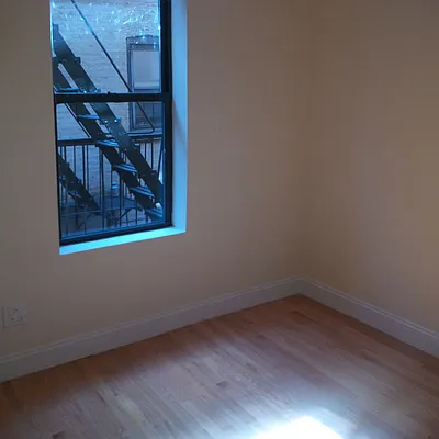 Sold by Awaye Realty Management LLC | media 14